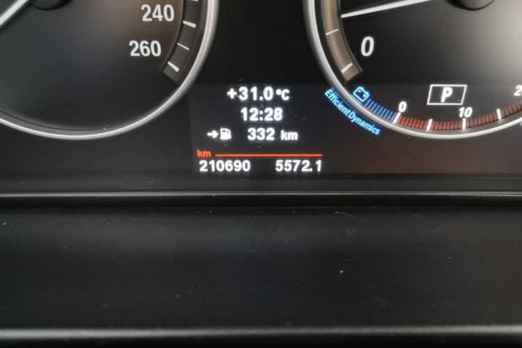 Used BMW 5 Series 2011 523Li Leading Model Odometer Close Up