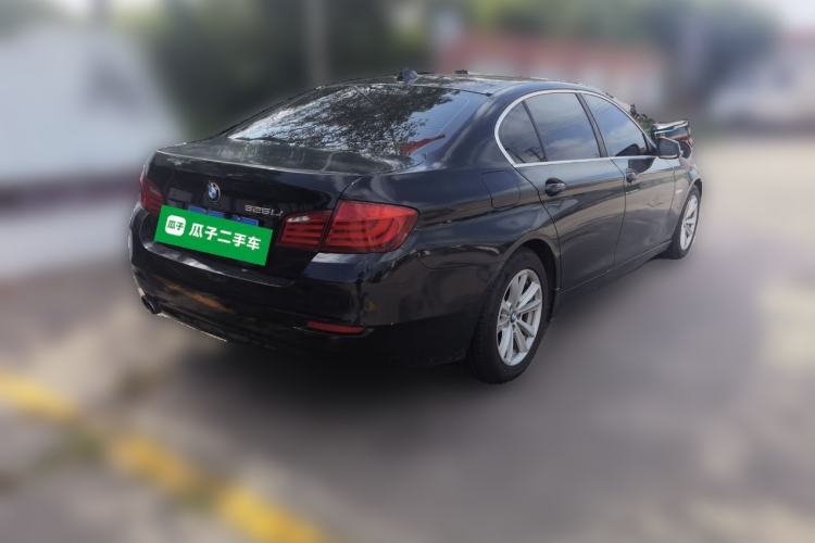Used BMW 5 Series 2011 520Li Elegant Model Rear Right 45 Deg