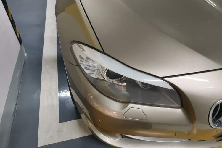 Used BMW 5 Series 2011 523Li Luxury Model Right Front Headlight