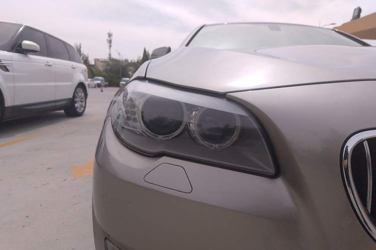 Used BMW 5 Series 2011 523Li Luxury Model Right Front Headlight