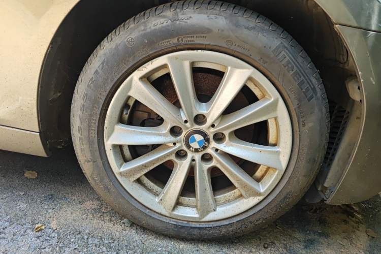 Used BMW 5 Series 2011 523Li Leading Model Right Front Wheel Hub