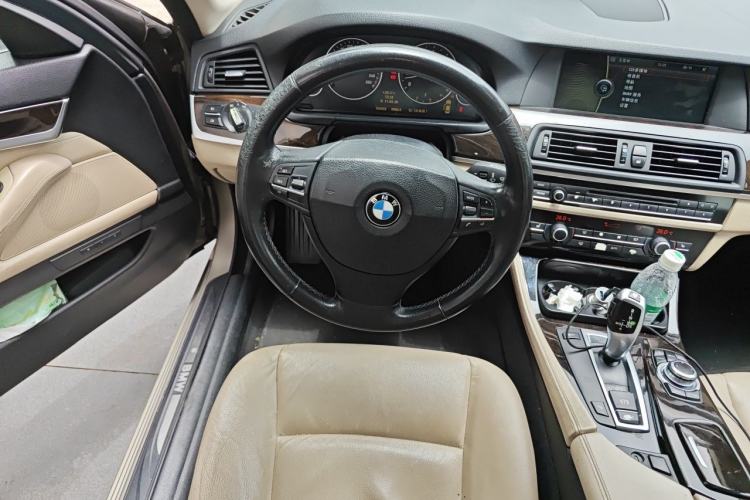 Used BMW 5 Series 2011 523Li Luxury Model Steering Wheel