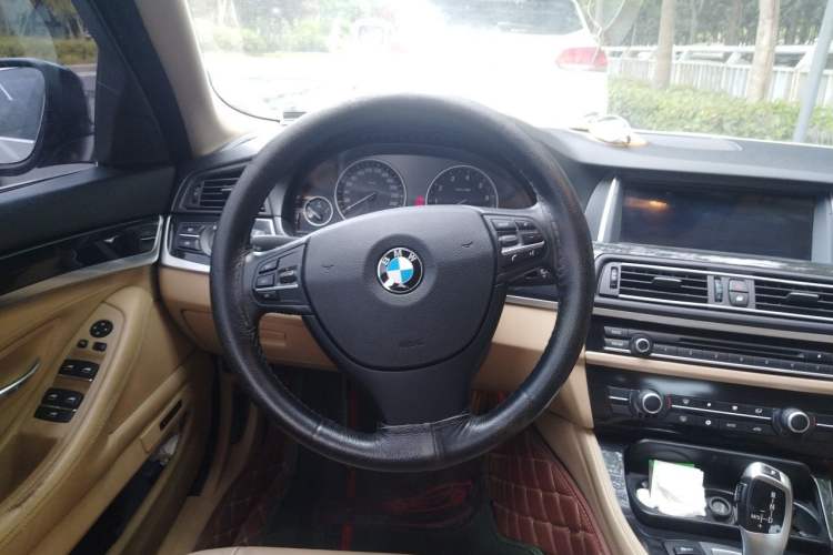 Used BMW 5 Series 2011 520Li Elegant Model Steering Wheel