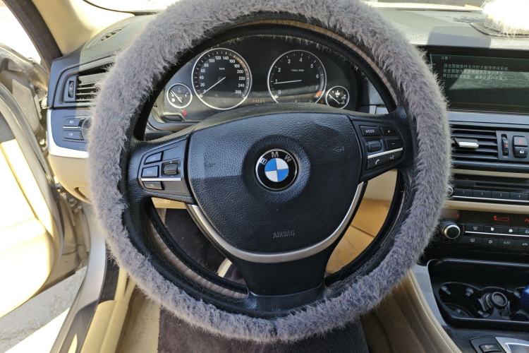 Used BMW 5 Series 2011 523Li Luxury Model Steering Wheel
