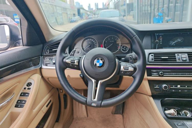 Used BMW 5 Series 2011 523Li Luxury Model Steering Wheel