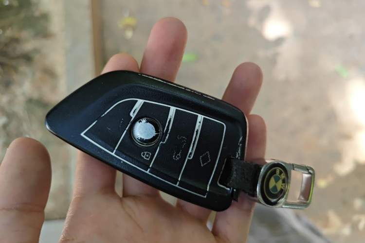 Used BMW 5 Series 2011 523Li Leading Model Vehicle Key