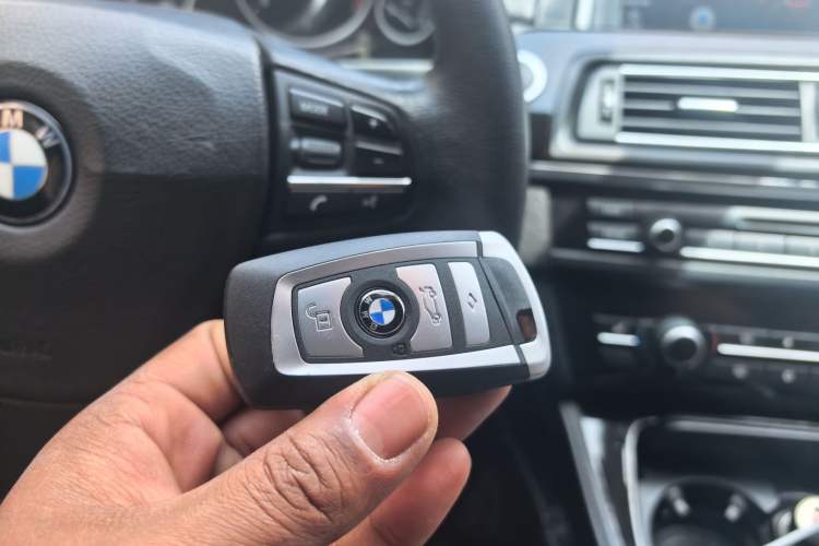 Used BMW 5 Series 2011 520Li Elegant Model Vehicle Key