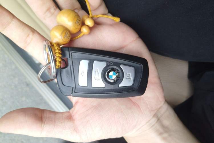 Used BMW 5 Series 2011 520Li Elegant Model Vehicle Key