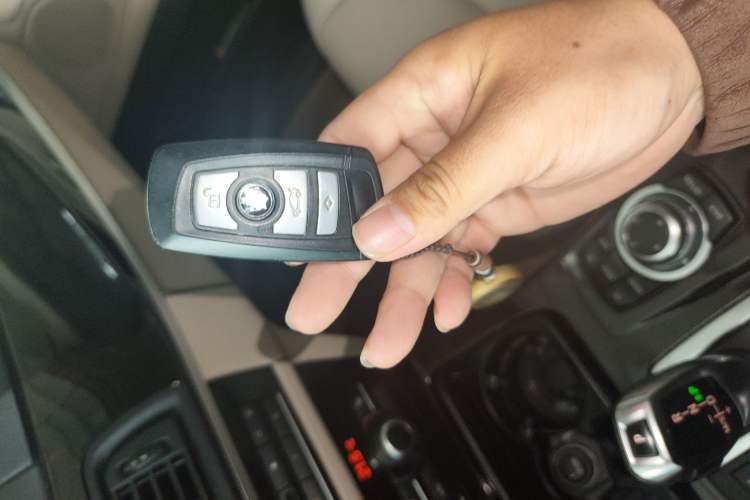 Used BMW 5 Series 2011 523Li Luxury Model Vehicle Key
