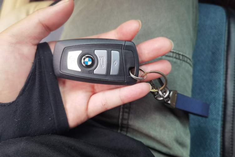 Used BMW 5 Series 2011 520Li Elegant Model Vehicle Key