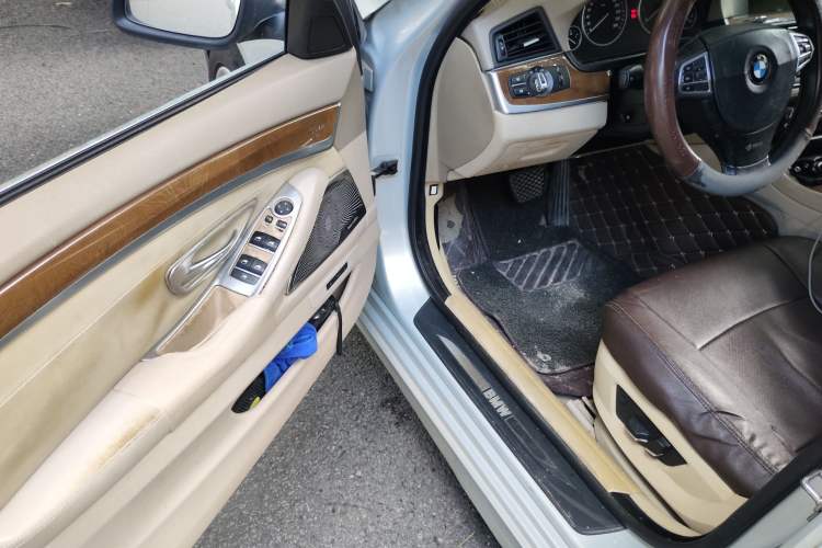 Used BMW 5 Series 2011 528Li Leading Model Driver Seat