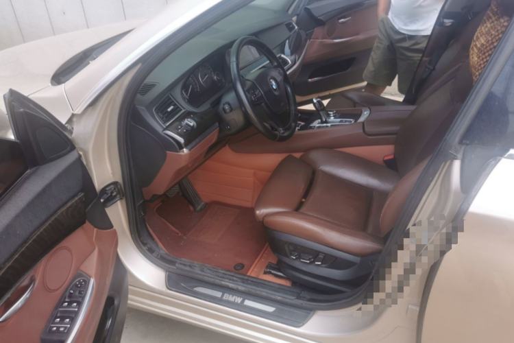 Used BMW 5 Series 2011 535i Luxury Sport Edition Driver Seat