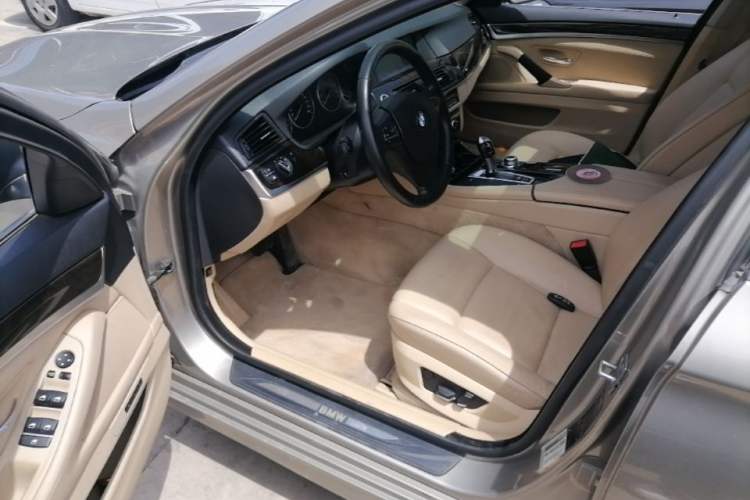 Used BMW 5 Series 2011 523Li Leading Model Driver Seat