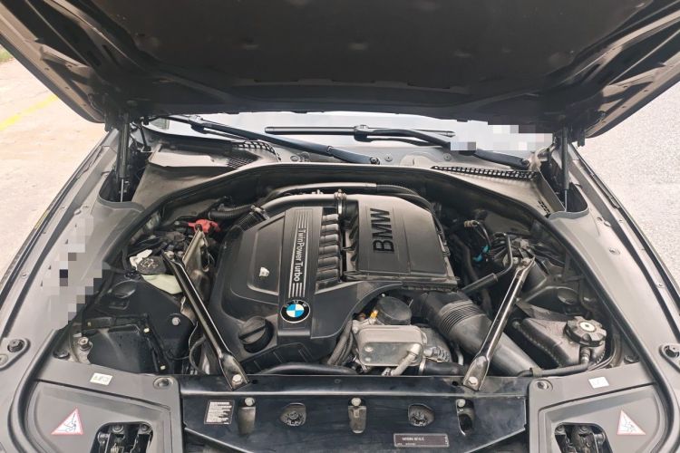 Used BMW 5 Series 2011 535i Sport Edition Engine Bay