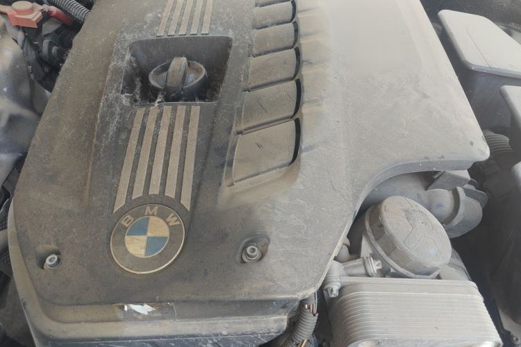 Used BMW 5 Series 2011 528Li Leading Model Engine Bay
