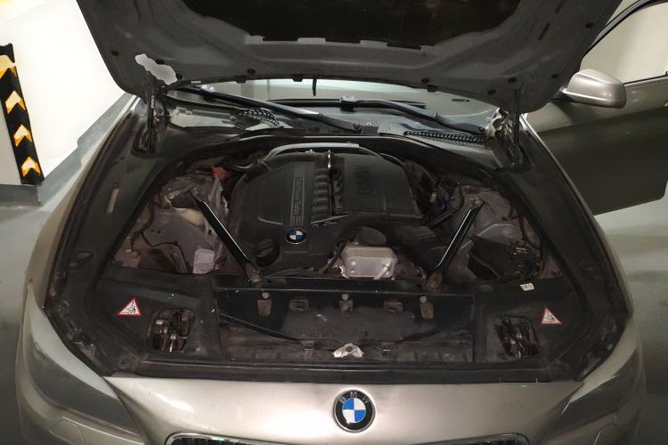 Used BMW 5 Series 2011 535i Sport Edition Engine Bay