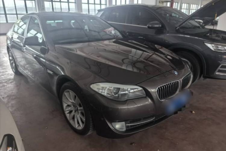 Used BMW 5 Series 2011 535i Sport Edition Exterior 4