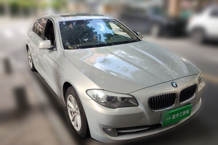 Used BMW 5 Series 2011 528Li Leading Model Front Right 45 Deg