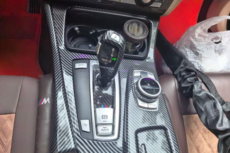 Used BMW 5 Series 2011 523Li Leading Model Gear Lever