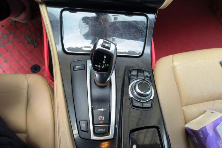 Used BMW 5 Series 2011 523i Leading Model Gear Lever