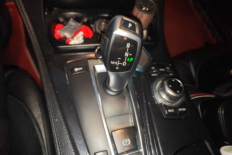 Used BMW 5 Series 2011 523Li Leading Model Gear Lever