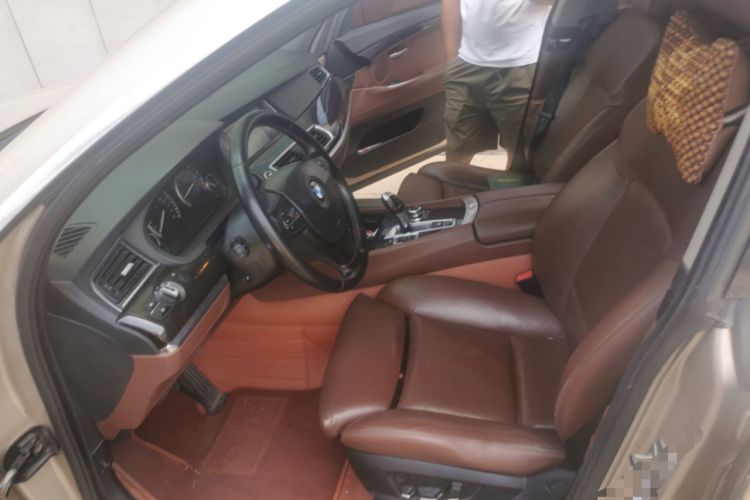 Used BMW 5 Series 2011 535i Luxury Sport Edition Left Front Seat