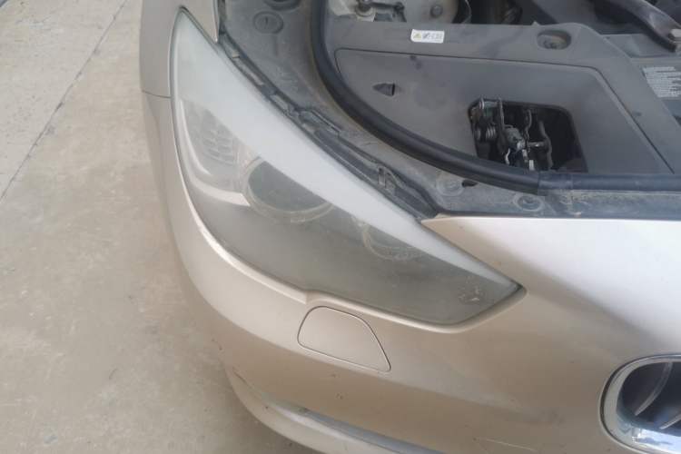 Used BMW 5 Series 2011 535i Luxury Sport Edition Right Front Headlight
