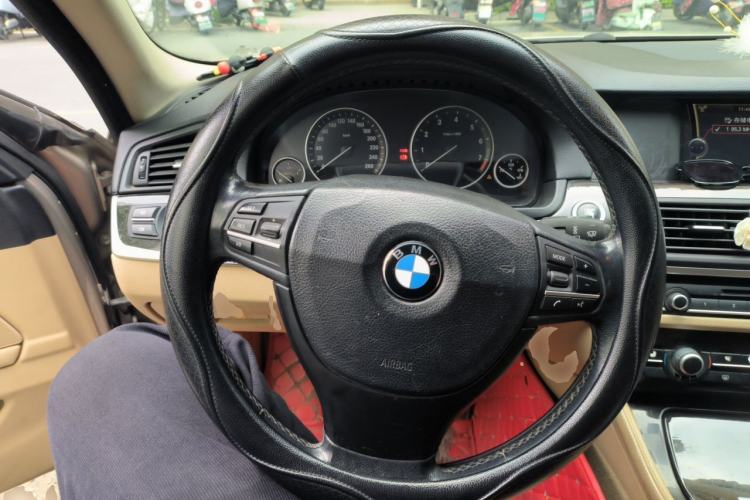 Used BMW 5 Series 2011 523i Leading Model Steering Wheel