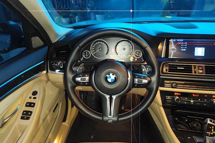 Used BMW 5 Series 2011 523Li Luxury Model Steering Wheel