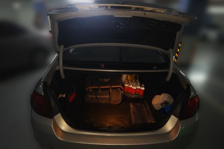 Used BMW 5 Series 2011 523Li Leading Model Trunk