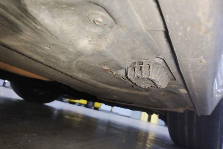 Used BMW 5 Series 2011 523Li Leading Model Chassis Front Right