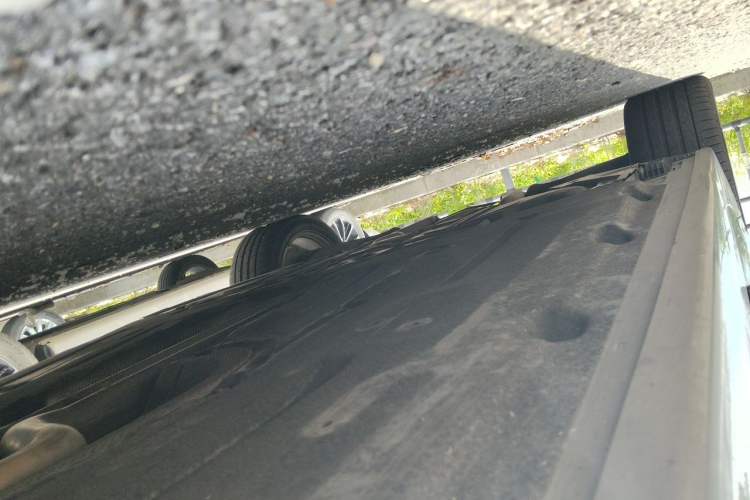 Used BMW 5 Series 2011 535Li Luxury Model Chassis Front Right