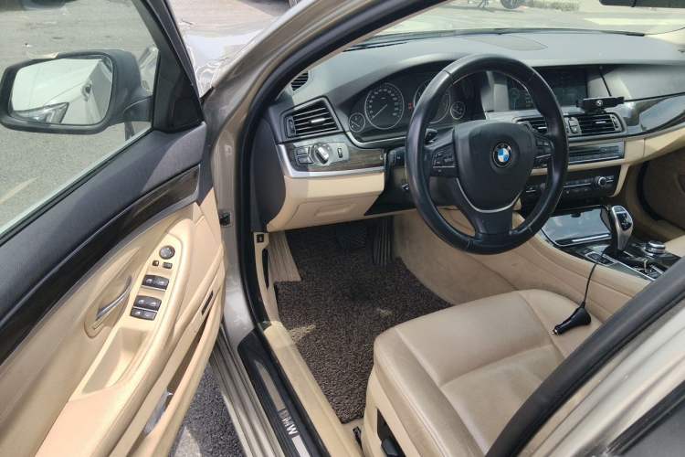 Used BMW 5 Series 2011 535Li Luxury Model Driver Seat