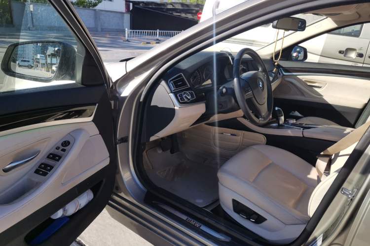 Used BMW 5 Series 2011 523Li Luxury Model Driver Seat
