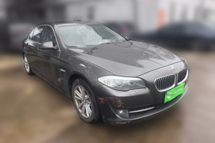 Used BMW 5 Series 2011 523Li Luxury Model Front Right 45 Deg