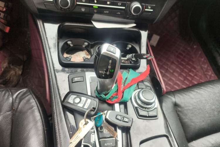 Used BMW 5 Series 2011 523Li Luxury Model Gear Lever