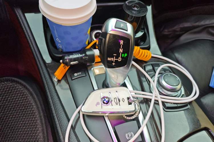 Used BMW 5 Series 2011 523Li Luxury Model Gear Lever