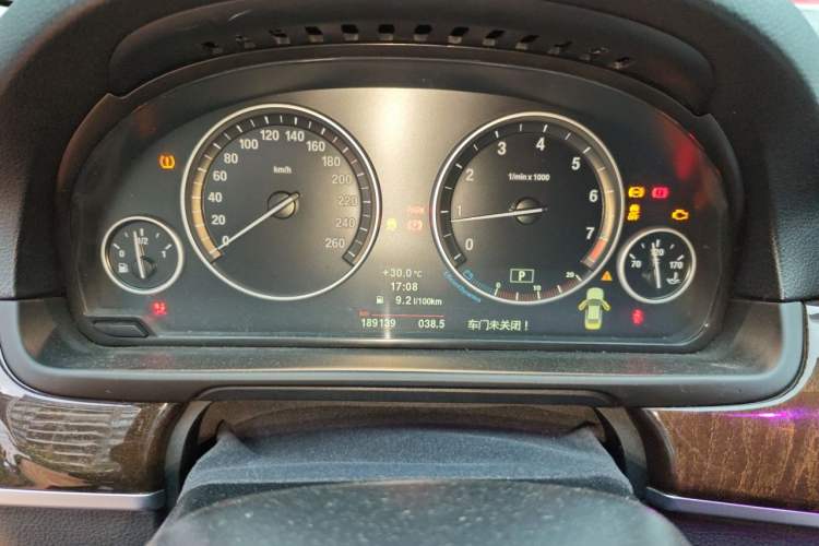 Used BMW 5 Series 2011 523Li Luxury Model Instrument Cluster
