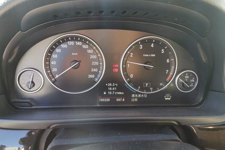 Used BMW 5 Series 2011 523Li Luxury Model Instrument Cluster