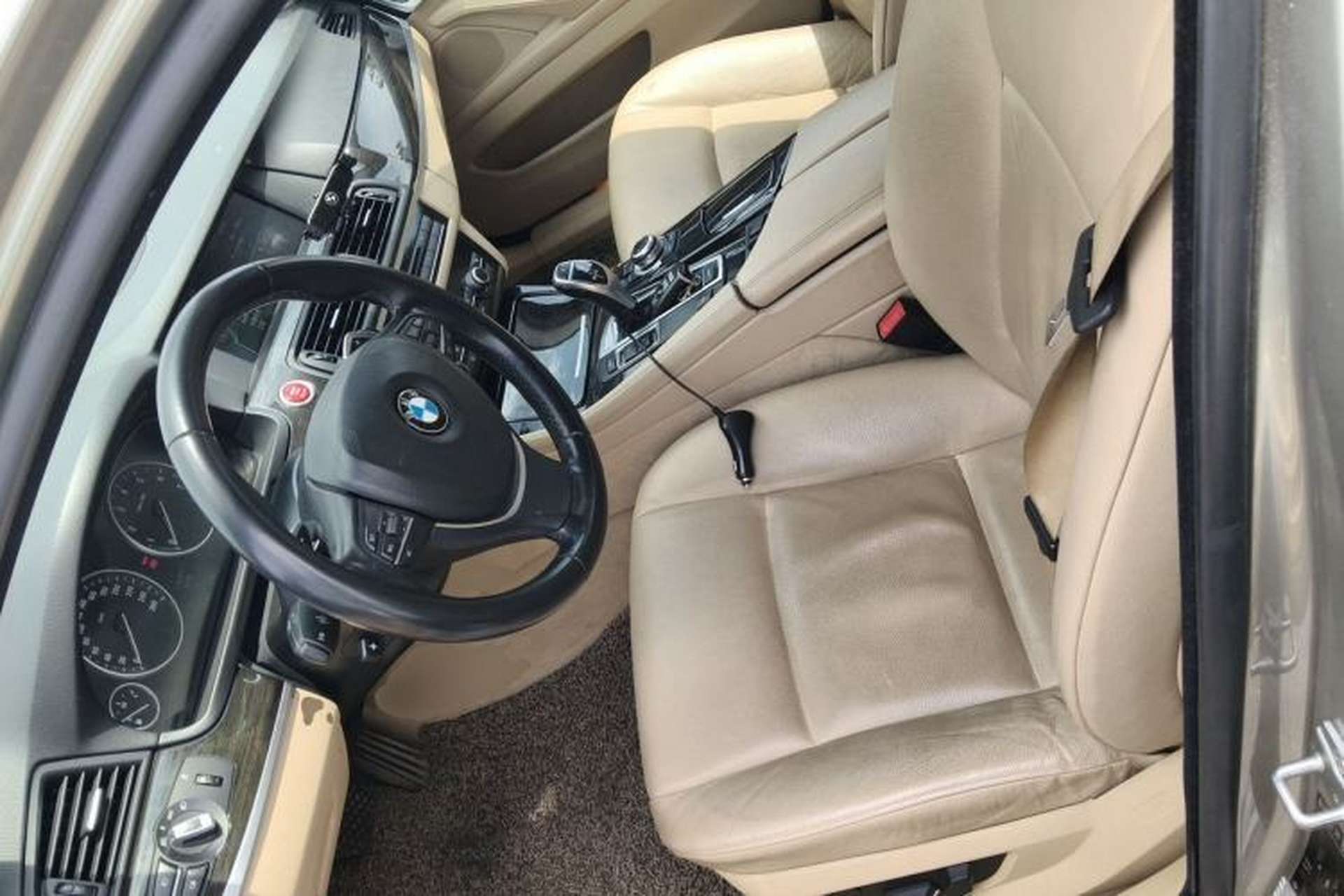 Used BMW 5 Series 2011 535Li Luxury Model Left Front Seat