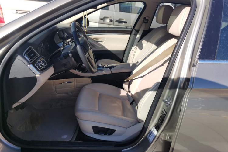 Used BMW 5 Series 2011 523Li Luxury Model Left Front Seat
