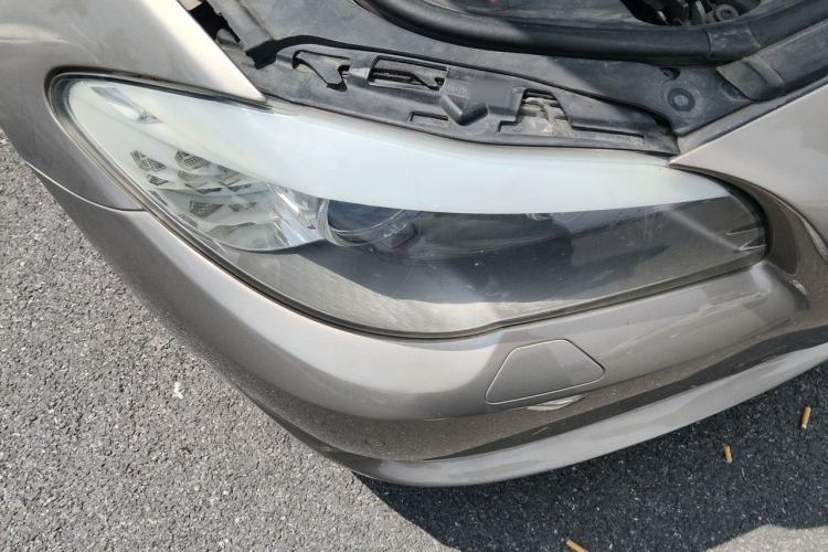Used BMW 5 Series 2011 535Li Luxury Model Right Front Headlight
