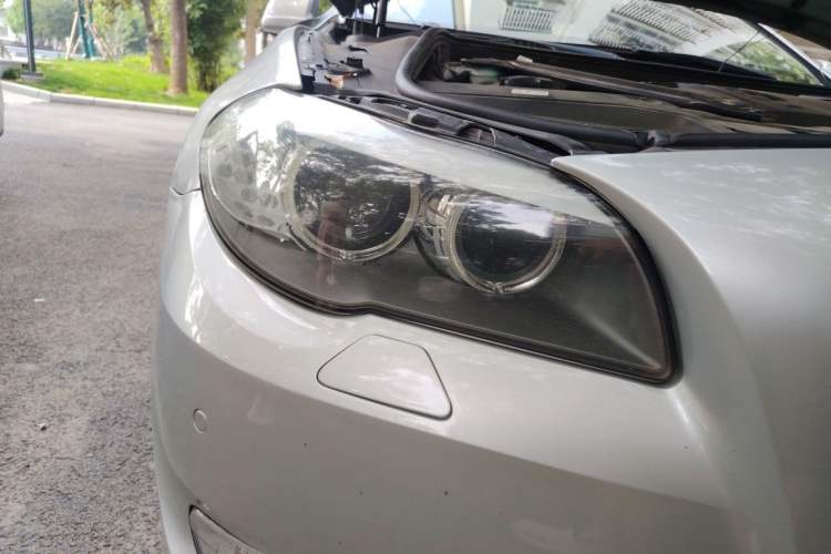 Used BMW 5 Series 2011 528Li Luxury Model Right Front Headlight