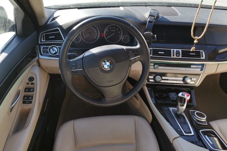 Used BMW 5 Series 2011 523Li Luxury Model Steering Wheel