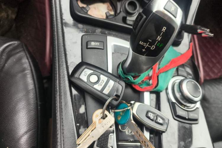 Used BMW 5 Series 2011 523Li Luxury Model Vehicle Key