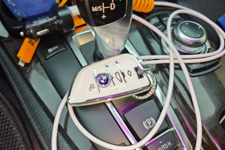 Used BMW 5 Series 2011 523Li Luxury Model Vehicle Key