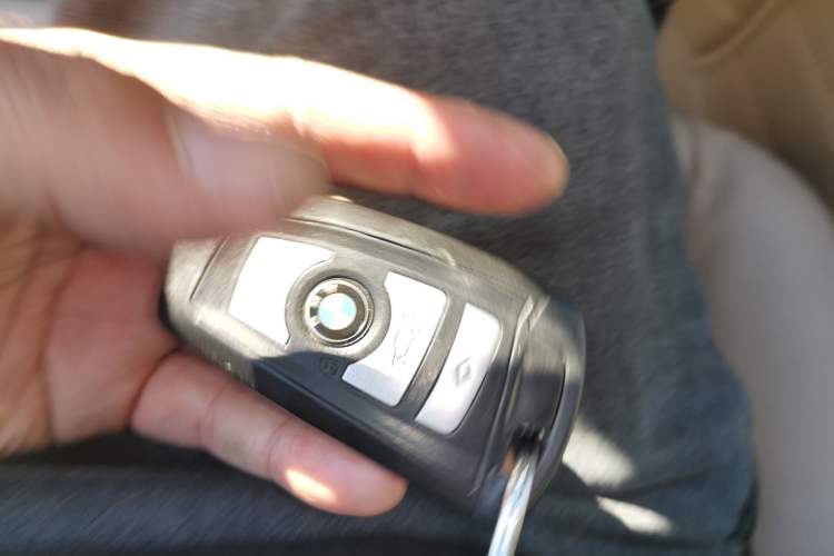 Used BMW 5 Series 2011 523Li Luxury Model Vehicle Key