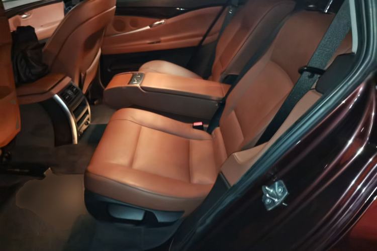 Used BMW 5 Series 2011 535i Sport Edition Left Rear Seat
