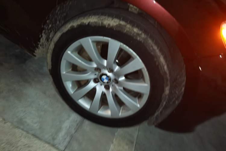 Used BMW 5 Series 2011 535i Sport Edition Right Front Wheel Hub