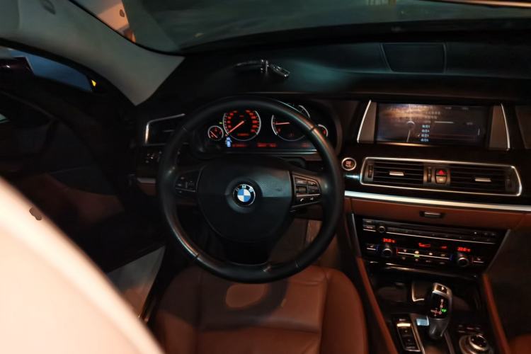 Used BMW 5 Series 2011 535i Sport Edition Steering Wheel